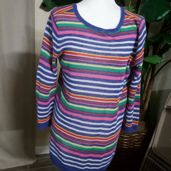 Light sweater top - Picture 2 of 3